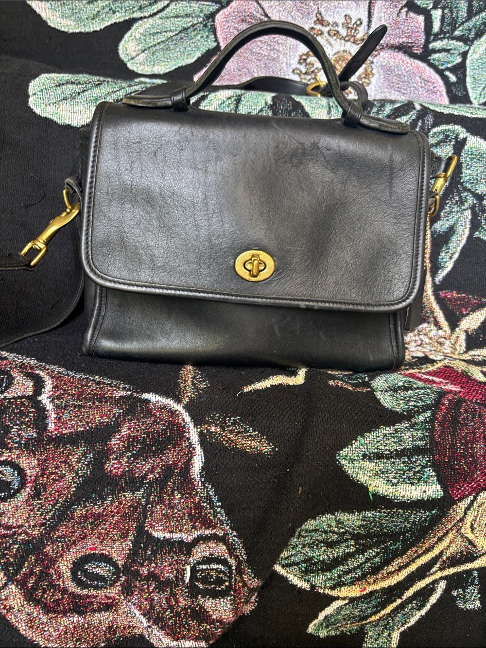 Vintage leather coach court satchel
